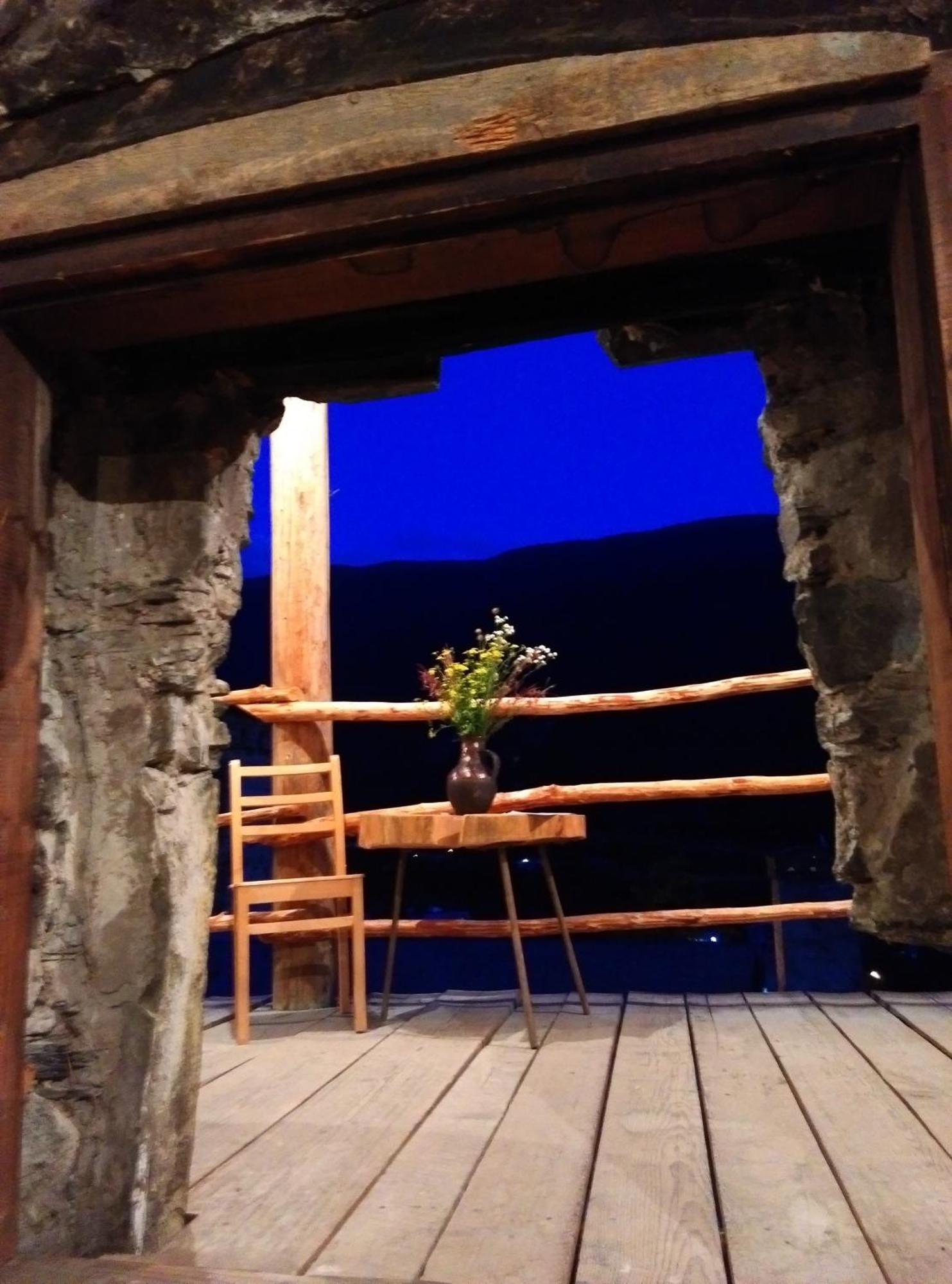 Guest House Keti Margiani Mestia Exterior foto